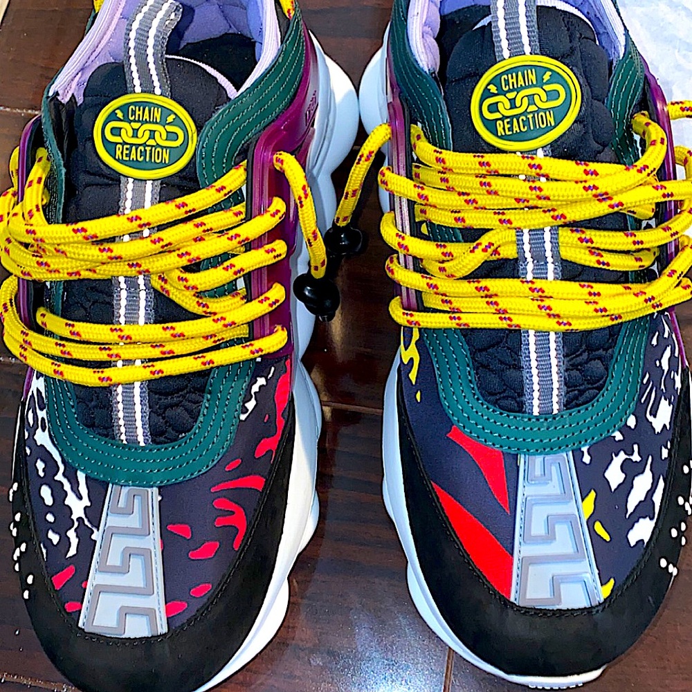 Versace Chain Reaction